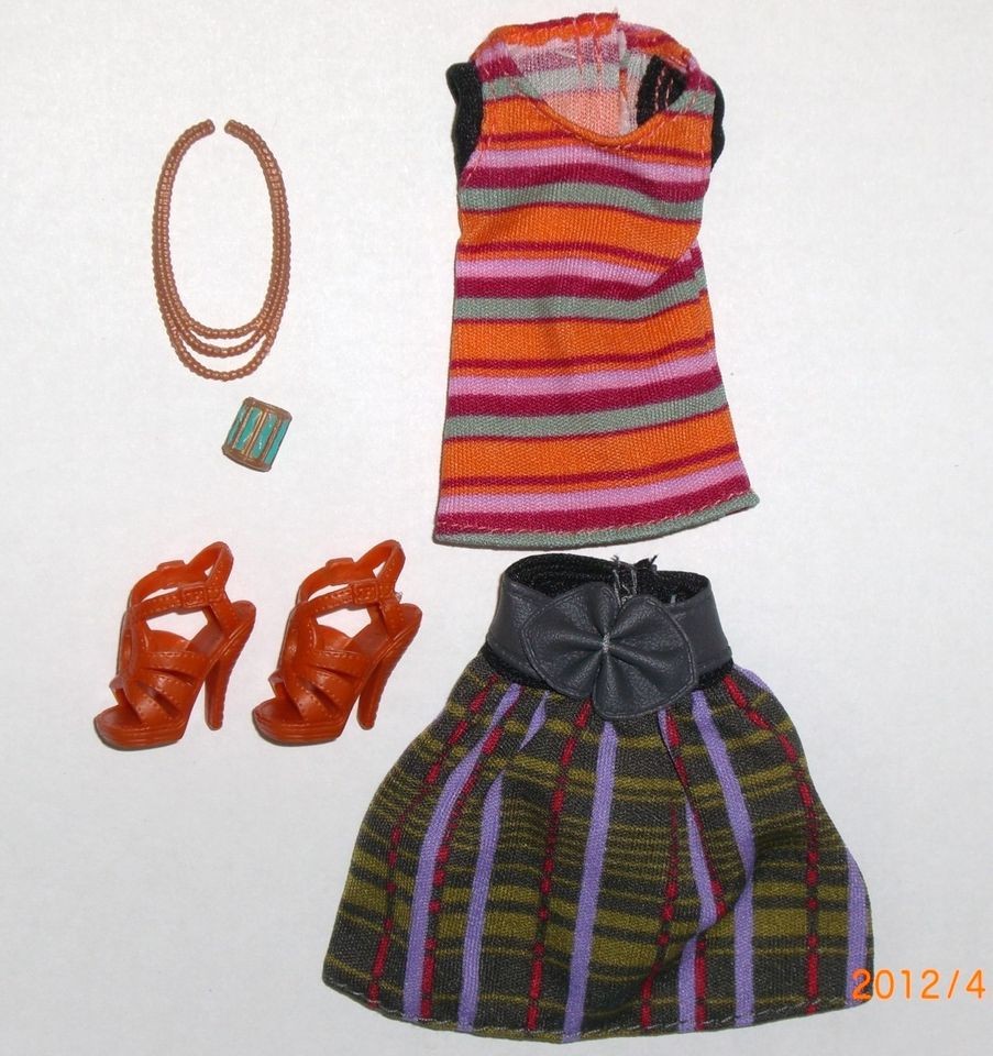 Disney FASHION V.I.P. Skirt Top Shoes ALEX WIZARDS OUTFIT VIP Doll 