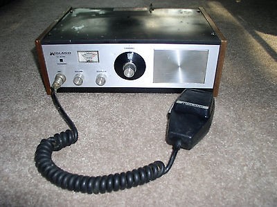 Vintage 1975 Midland International CB Radio #13 879B