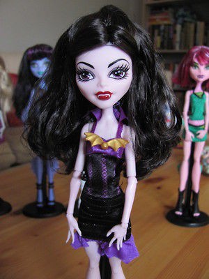 Liv Doll Wig  Fits Monster High DARK BROWN