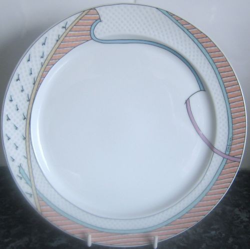 ROSENTHAL CENTURY NEW WAVE DOROTHY HAFNER PLATE 8