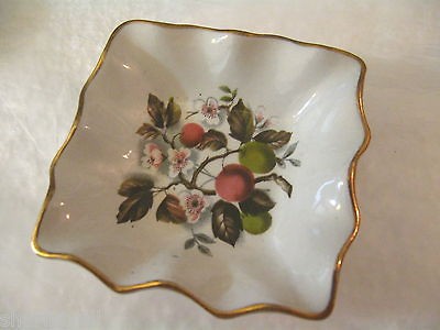   FOLEY JAMES KENT BON BON / NUT DISH CHERRIES & CHERRY BLOSSOMS 3 SQ