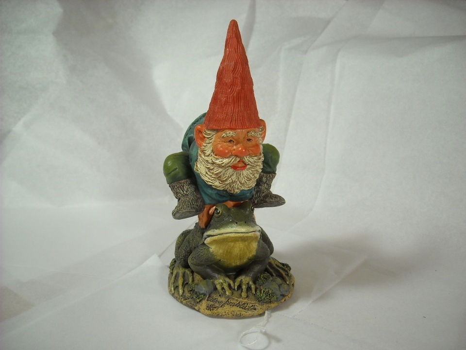 Gnome playing leap frog with a frog and ladybug vintage resin statue