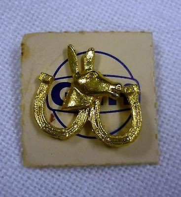 VINTAGE GULF OIL DEMOCRAT DONKEY PIN ON CARD GOLDTONE