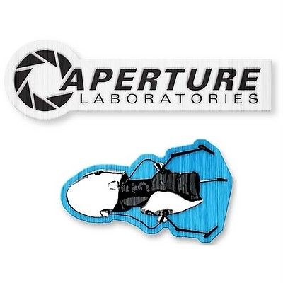 PORTAL 2 Embroidered 2 pc Collectible PATCH Set Portal Gun & 80s 