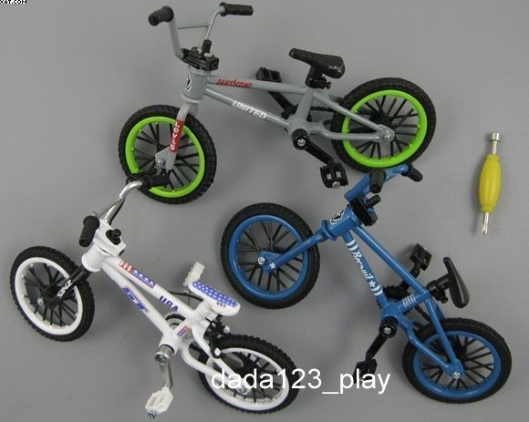 3PCS Flick Trix Figure Bike Bike shop G133