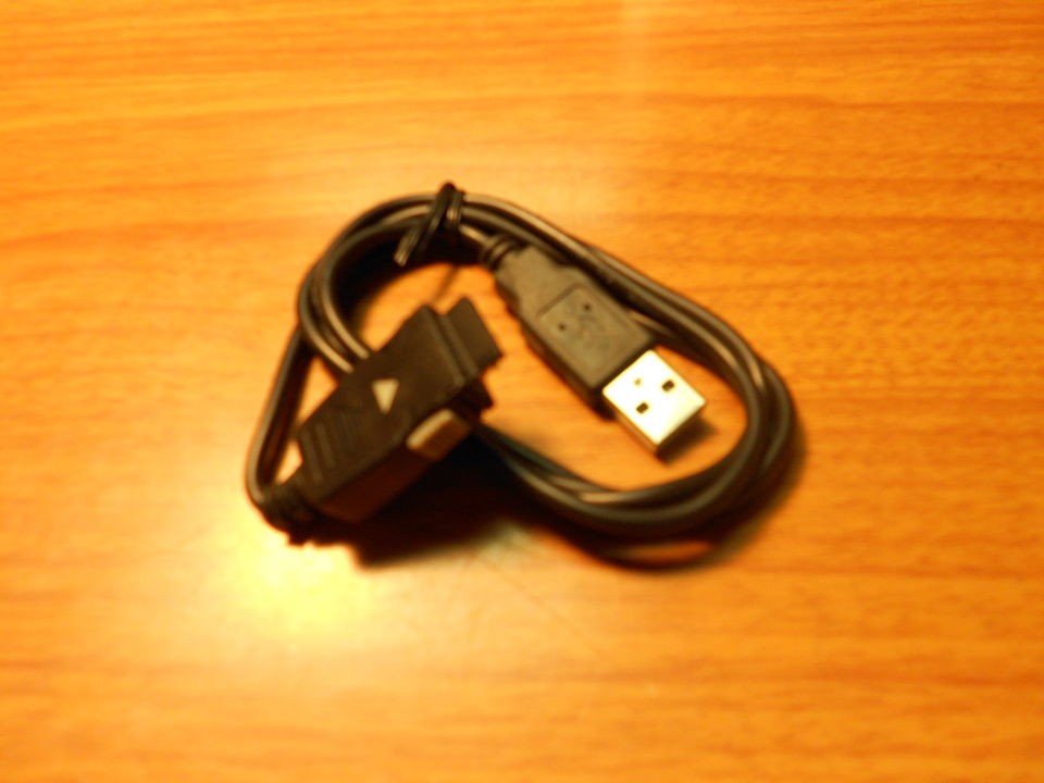   Charger+Data Cable/Cord/Lea​d For Samsung /MP4 Player YP T10/J/Q