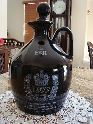 1977 Souvenir Whiskey Decanter for the Silver Jubilee of HM Queen 