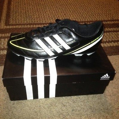 NEW ADIDAS DAVICTO IV SOCCER SHOES CLEATS MENS 10.5 BLACK/WHITE NWTF