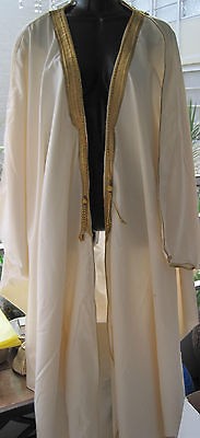 SAUDI ARABIAN THAWB MANS ROBE GARMENT TRIMMED WITH GOLD BROCADE