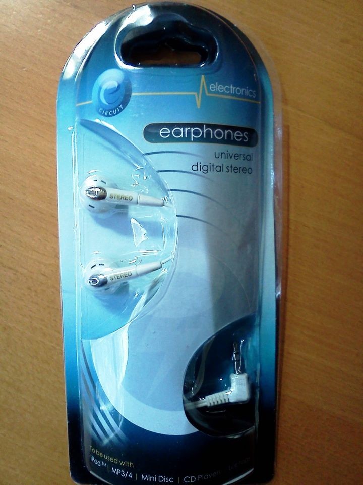 New & White Earphones   Digital Stereo For iPod, Cell, Computer or CD 