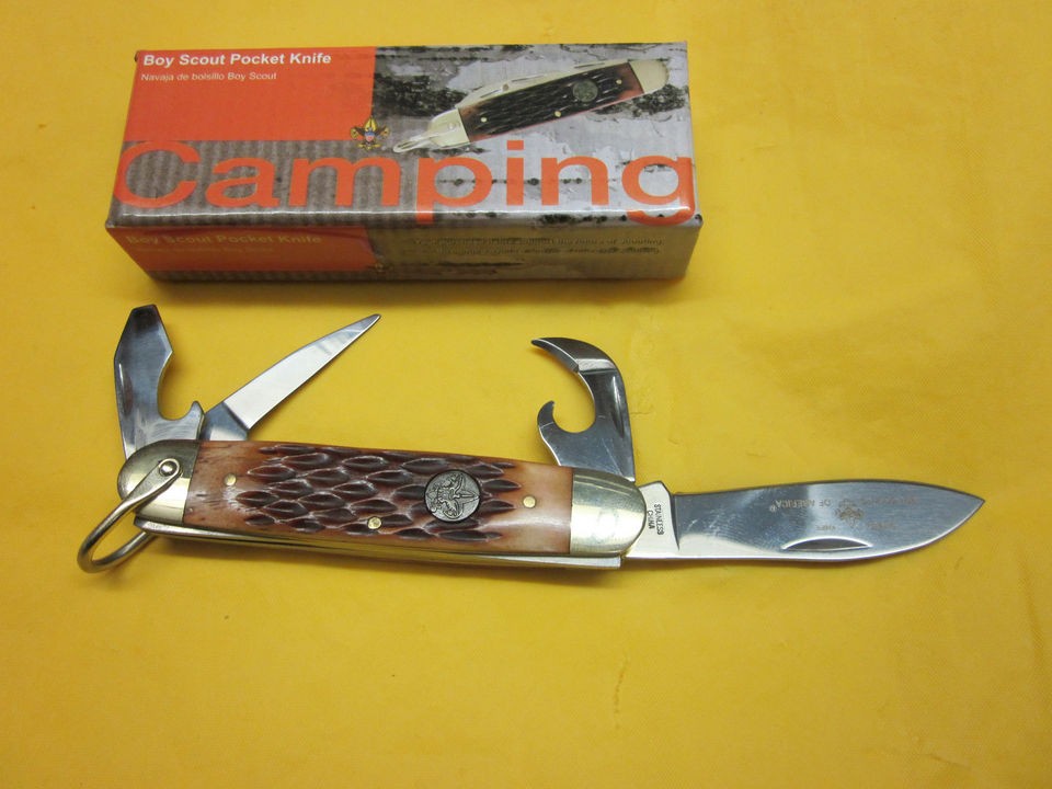 OFFICAL BOY SCOUT POCKET KNIFE ( NEW )