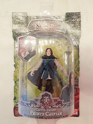 Disney Narnia Prince Caspian Castle Escape with Sword and Queen Susans 