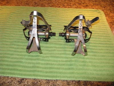 Bianchi Nuova Racing 12/V Pedals and Rekord Toe Clips