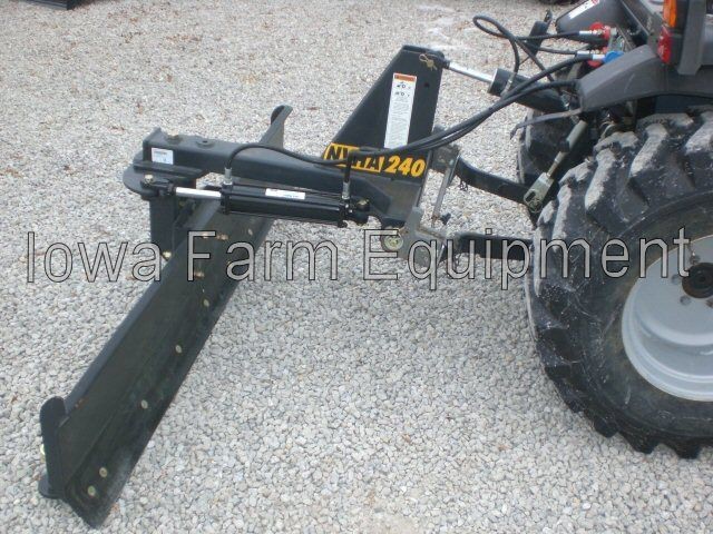 Bison 6 Tractor 3Pt Rear Blade,3 PositionsHydr​aulic Angle,Manual 