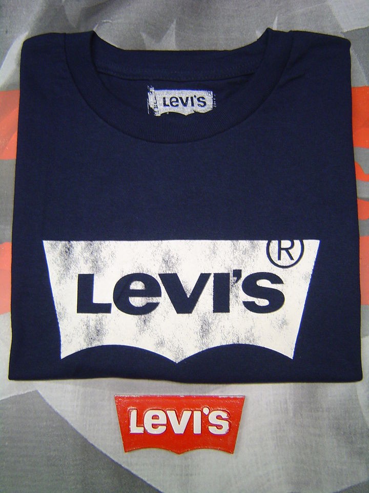 LEVIS SHORT SLEEVE CREW NECK BATWING T SHIRT NAVY