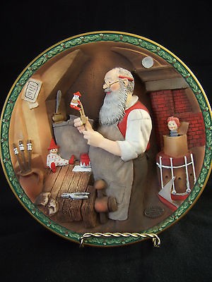 Norman Rockwell Gallery Collector Plate Santas Workshop 3D Effect 