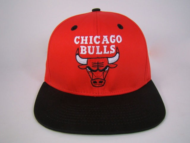 CHICAGO BULLS SNAPBACK HAT NBA MICHAEL JORDAN