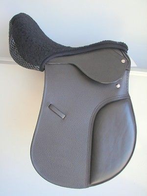 English AP Jump Closecontact Hunt Saddle seat saver cover, Non Slip 14 