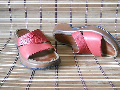 DANSKO WOMEN CALLIOPE RED LEATHER SANDAL HEEL WEDGE SHOE SIZE EUR 41 