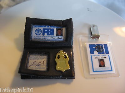  Barbie Doll FBI Badge & Black Wallet Features X Files Agent Fox Mulder