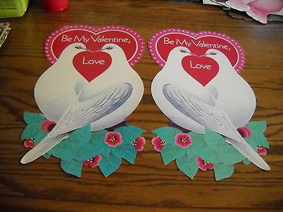 VINTAGE PAIR OF VALENTINE DIE CUT CARDBOARD CUT OUT DECORATIONS 