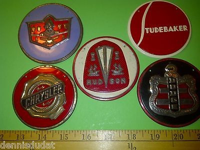   1950S DESOTO HUDSON CHRYSLER STUDEBAKER DODGE POST CEREAL EMBLEMS