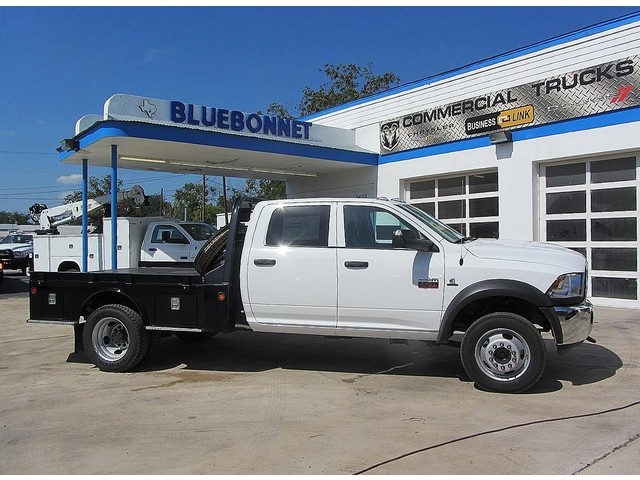 Dodge  Ram 5500 4WD Crew Cab HD Cab & Chassis Flat Bed Dually Leather 