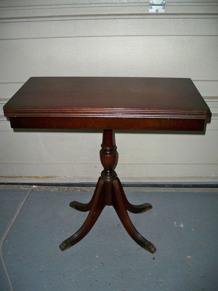 Vintage Duncan Phyfe Game Table Mahgany Claw Feet