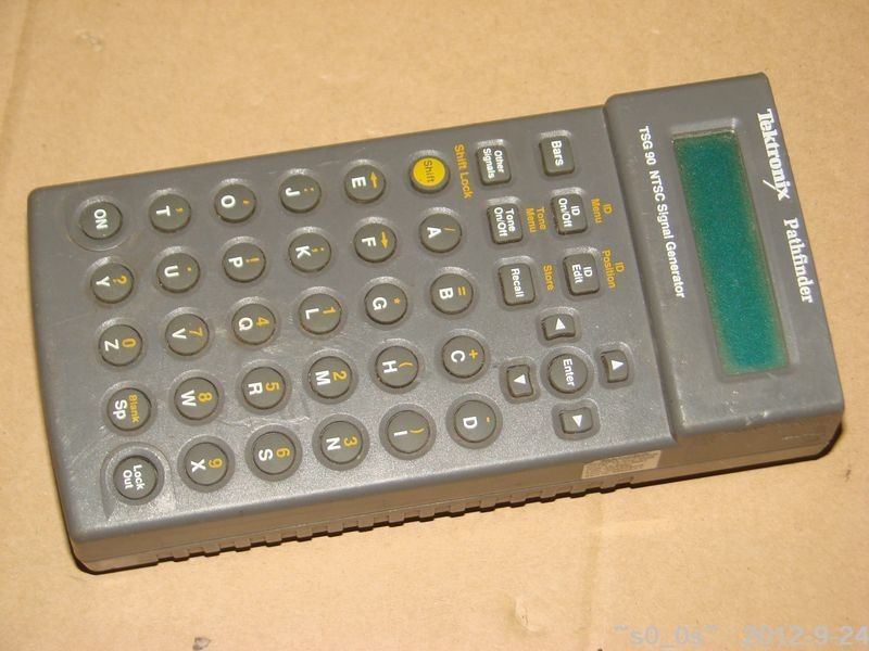 Spare Part No Working TEKTRONIX TSG 90 HANDHELD PATHFINDER NTSC SIGNAL 