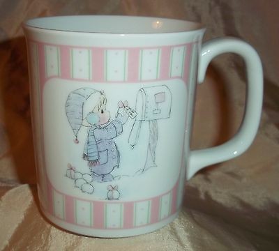 Enesco PRECIOUS MOMENTS MUG Sending You a White Christmas c1988 