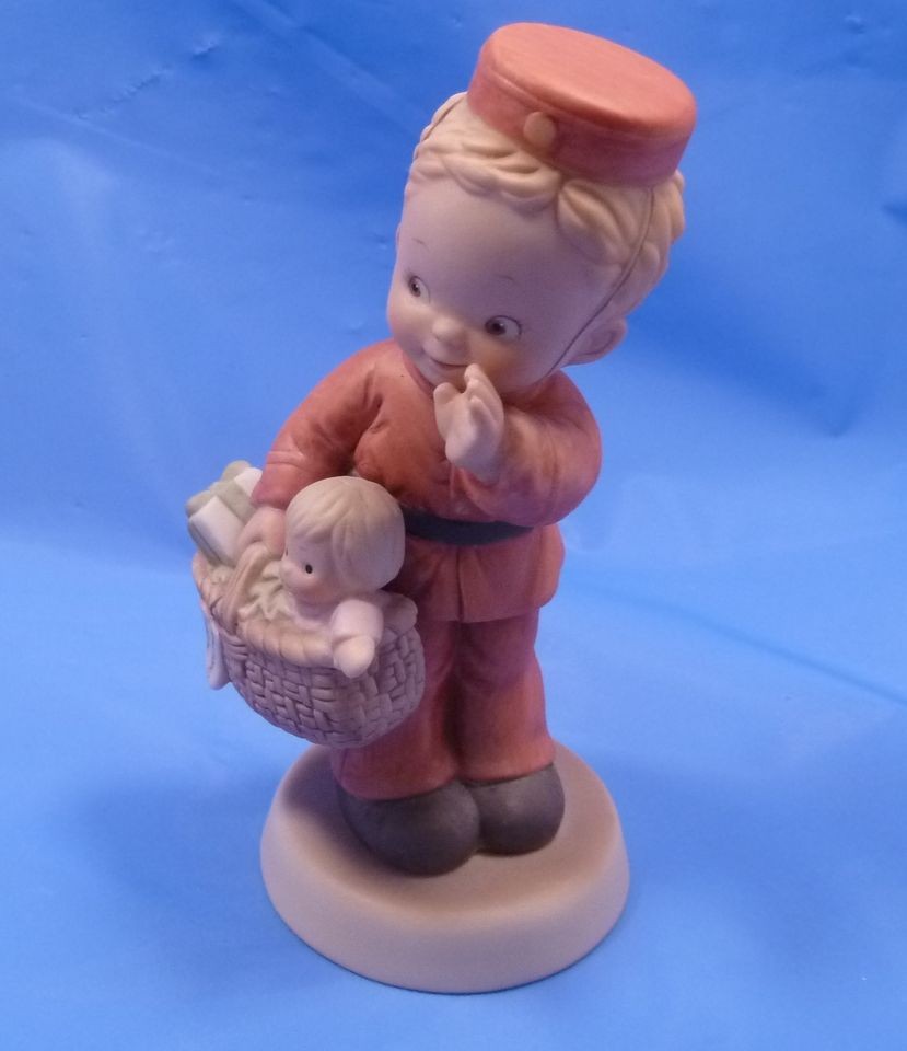 ENESCO Memories of Yesterday SPECIAL DELIVERY Figurine,1988 Bellhop 