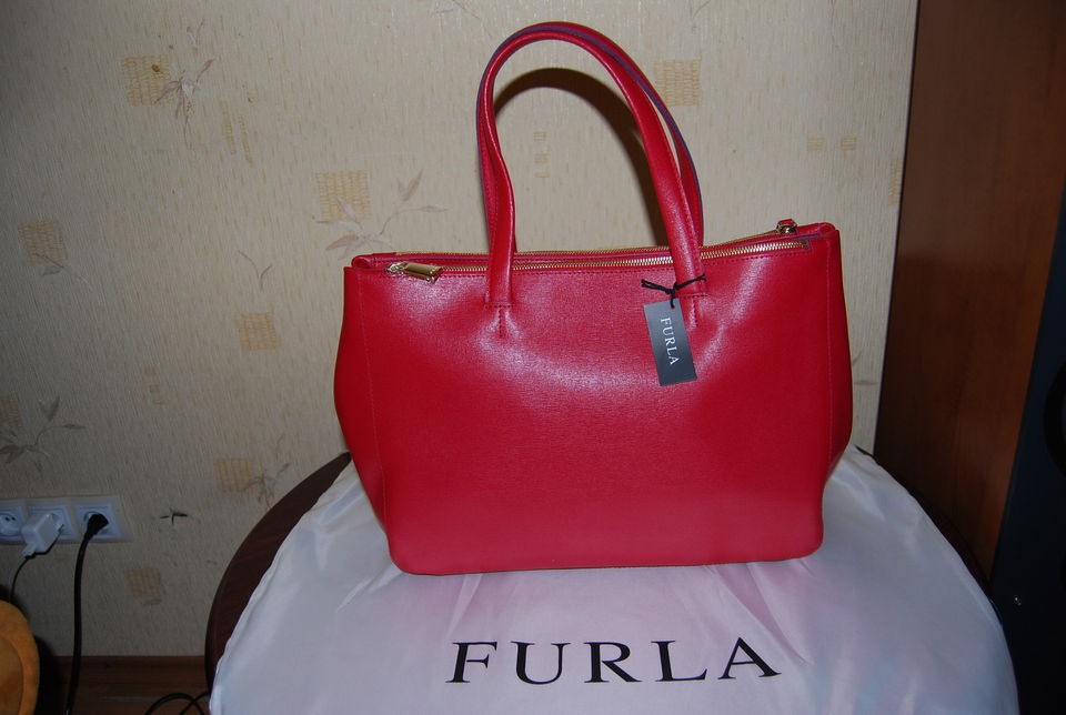 FURLA URBAN Tote lipstick red Special Collection NEW Unused