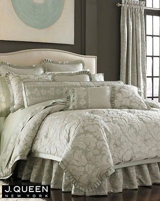 queen bedding in Comforters & Sets