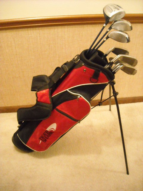 LADIES COMPLETE TIGER SHARK/SQUARE TWO GOLF SET   VERY GOOD CONDITION