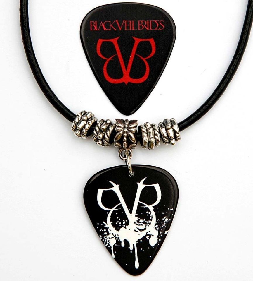 black veil brides necklace in Necklaces & Pendants