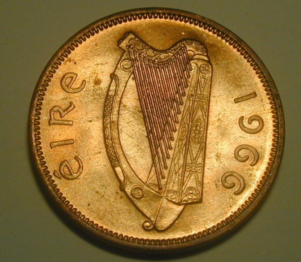 IRELAND  IRISH HALFPENNY 1966 UNC.