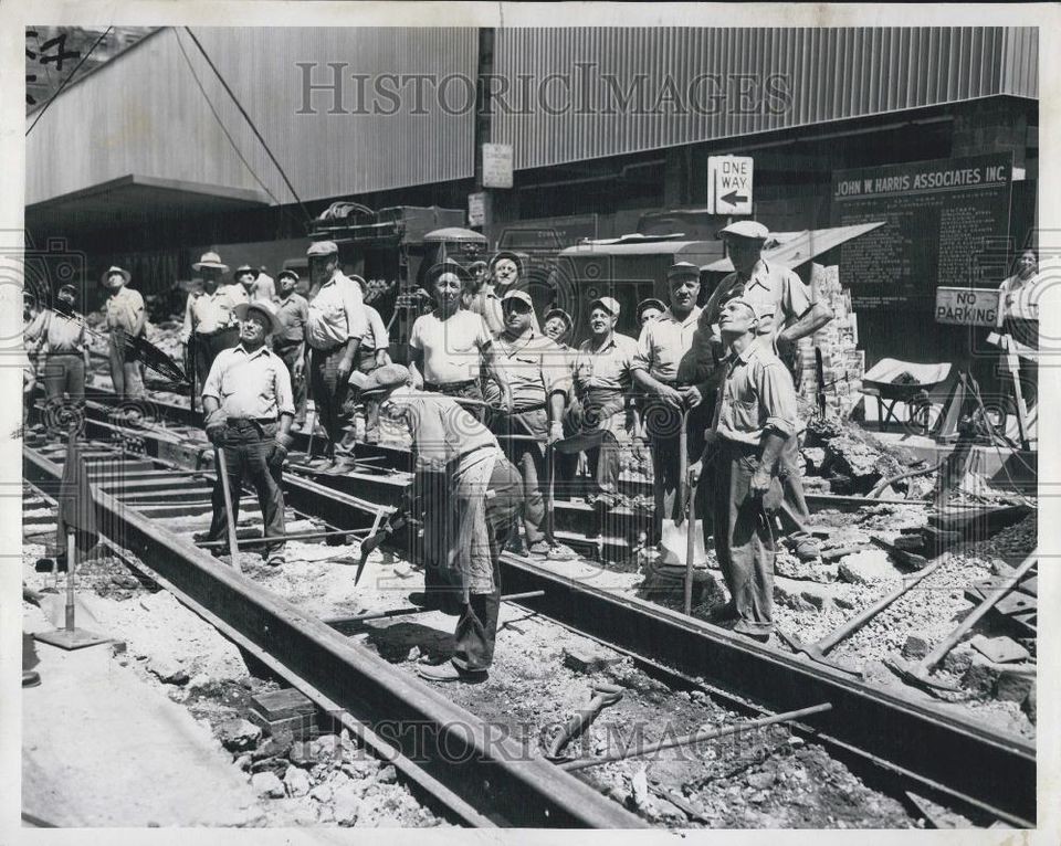   Photo RR Workers At Randolph And Clark Listen to Air Raid Siren Chgo