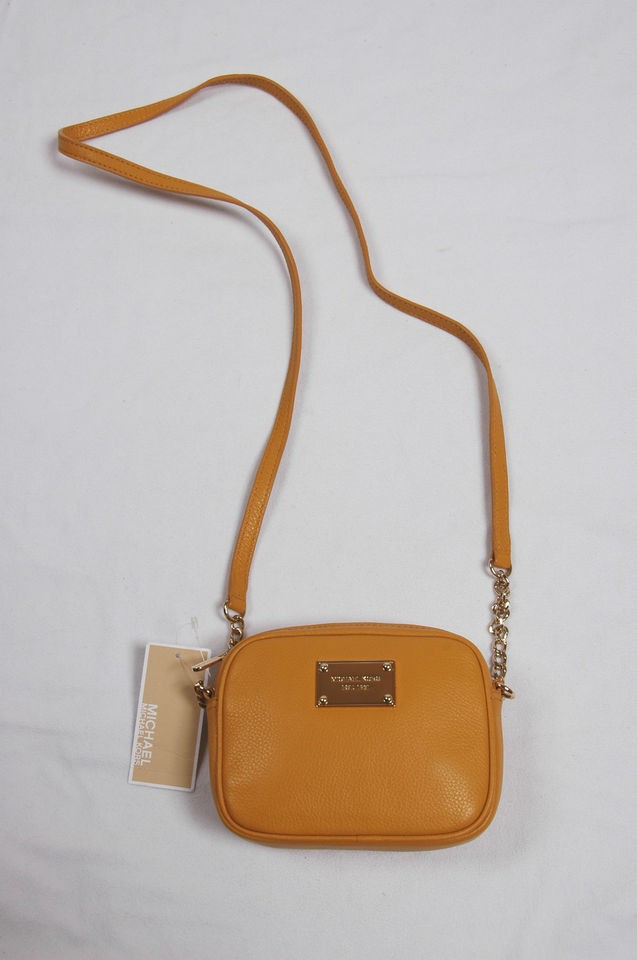 michael kors jet set crossbody in Handbags & Purses