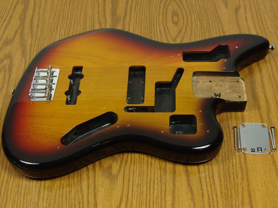 fender jaguar body in Parts & Accessories