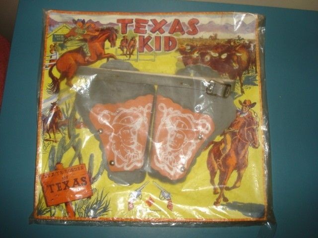   Cowboy Texas Kid Gun Holsters and Belt on Card Unused Vintage Hop Toy