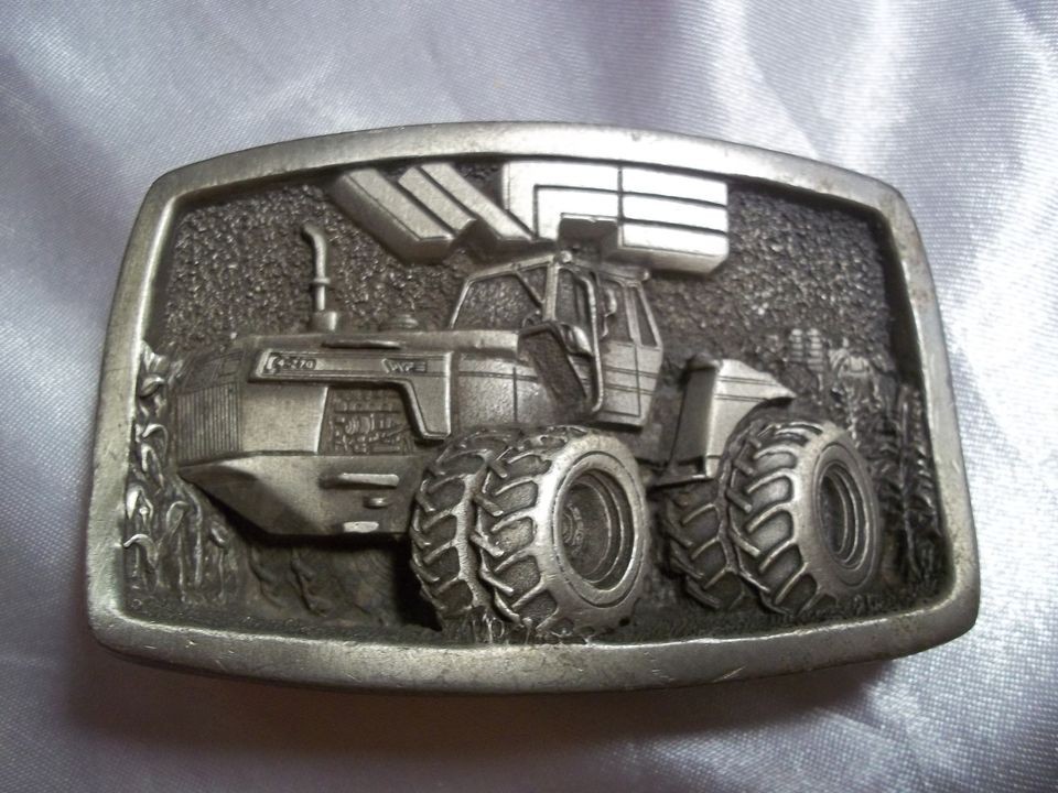 VINTAGE MASSEY FERGUSON LIMITED EDITION BELT BUCKLE 1983 TRACTOR 4 270