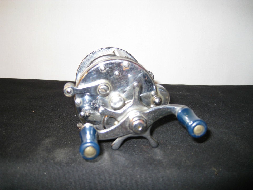 vintage pflueger rocket reel  60 00 or