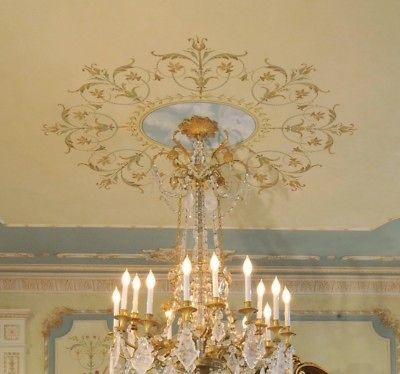 Stencil Marie Antoinette Ceiling Medallion   Classic French Decor