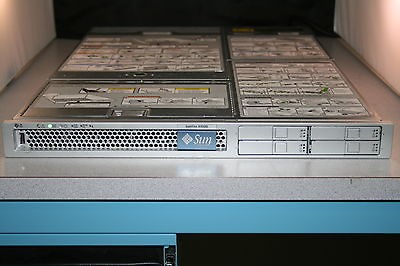 SUN X4100 server Dual Core 2x 2.6GHz 16GB Memory 4x 72GB HDD 2x PS w 