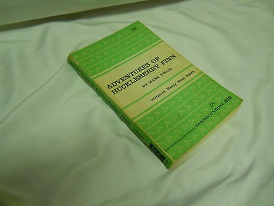   The Adventures of Huckleberry Finn by Mark Twain 1958 antique book