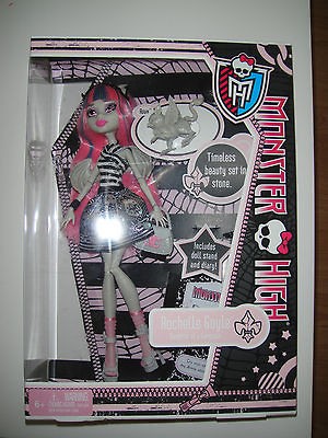 monster high rochelle goyle doll with pet bnib time left