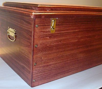 Wooden Wood Pet Casket   Deluxe 22   Cherry   MADE IN USA