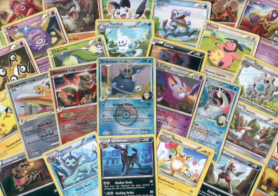 100 POKEMON CARDS LOT w/ 5 HOLO FOIL RARE + 3 COINS + CODE + NO 