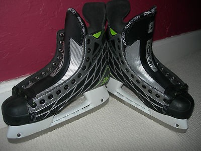   listed NEW Reebok RBK 3k Flexlite Hockey Skates Junior size 3.5D NEW