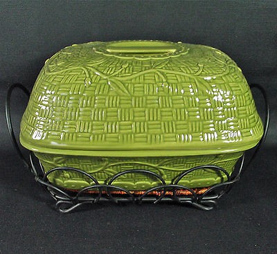   by Tara ORCHARD VINE Covered Casserole w/ Wire & Rattan Rack  Mint